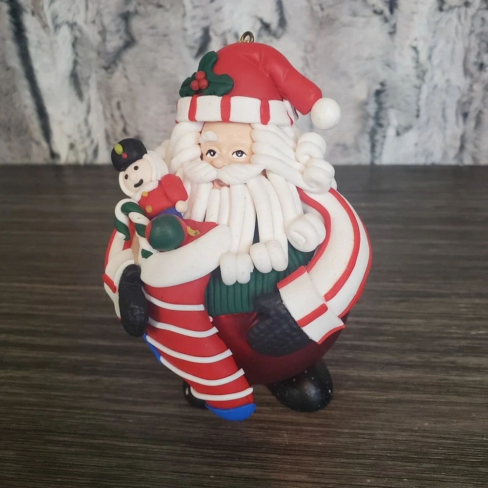 TRADITIONS Santa Claus Holding Stocking w‎ Toys Collectible Character Ornament